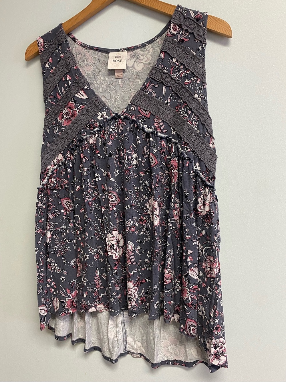 KNOX ROSE SLEEVELESS TOP - LARGE - Picture 5 of 8